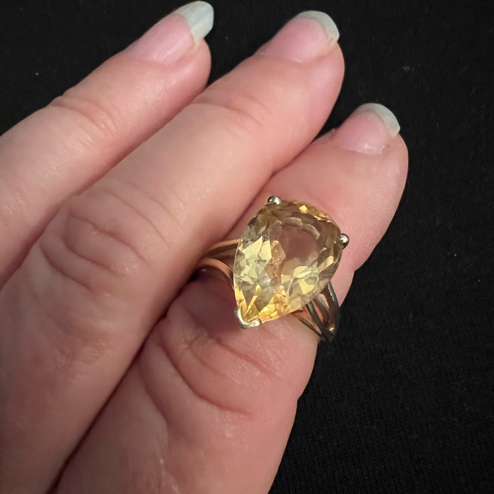 Vintage 10k Yellow Gold Pear Shape Big Orange Citrine Solitaire Statement piece